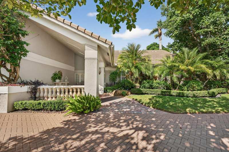 7205 MANDARIN Drive, Boca Raton FL 33433
