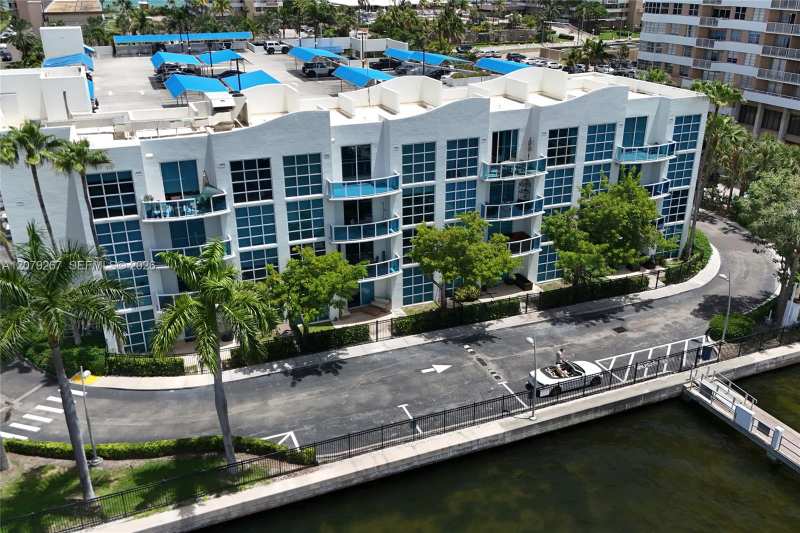 1945 S Ocean Dr # M6, Hallandale Beach FL 33009