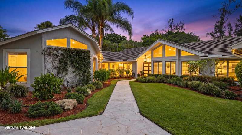 13343 DOUBLETREE Circle, Wellington FL 33414