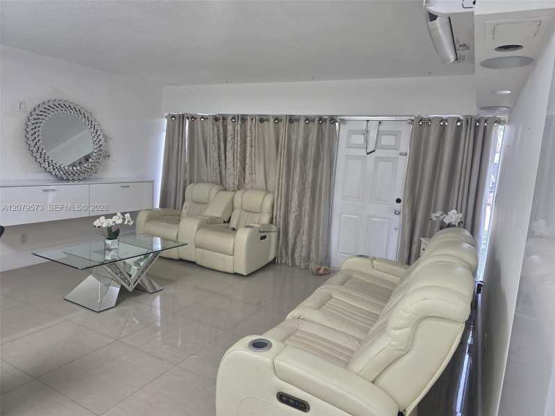 715 NW 30th Ct # 1, Wilton Manors FL 33311