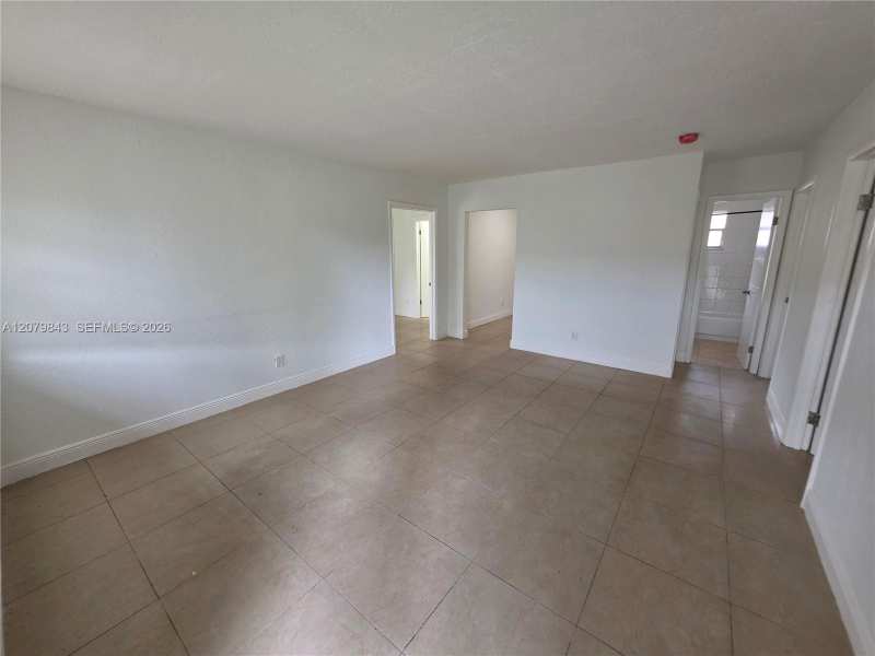 2736 NW 15th Ct # 2, Fort Lauderdale FL 33311
