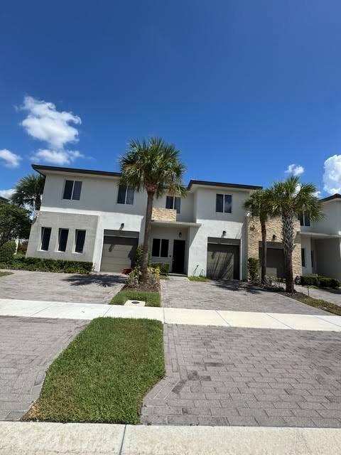 551 PIONEER Way, Royal Palm Beach FL 33411