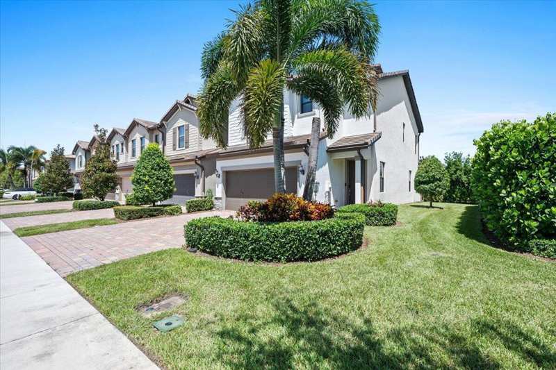 4606 San Fratello Circle, Lake Worth FL 33467