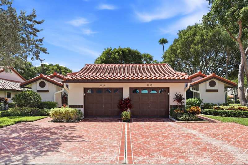 6013 SUNNY POINTE Circle, Delray Beach FL 33484