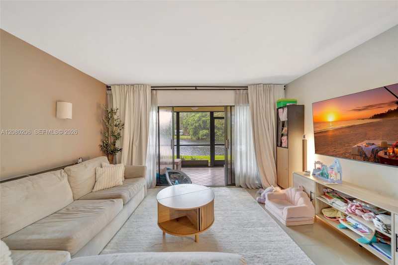 1706 Hammock Blvd # 110, Coconut Creek FL 33063
