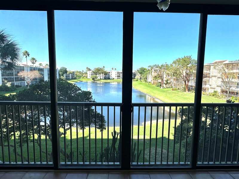 14460 Strathmore Lane Apt 306, Delray Beach FL 33446