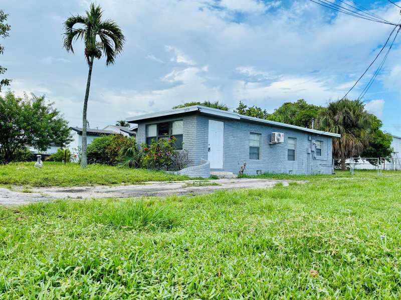 605 NW 9TH Avenue, Pompano Beach FL 33060