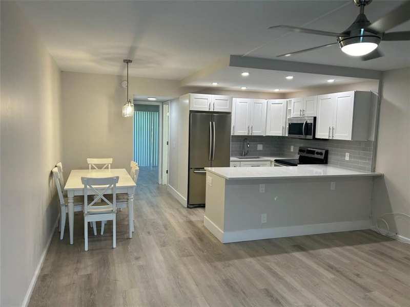 423 MARKHAM T # 423, Deerfield Beach FL 33442