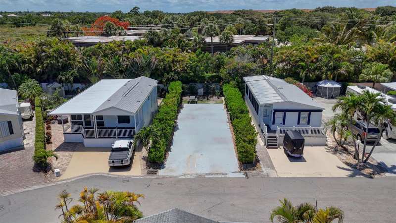 900 JUNO OCEAN Walk # 50, Juno Beach FL 33408