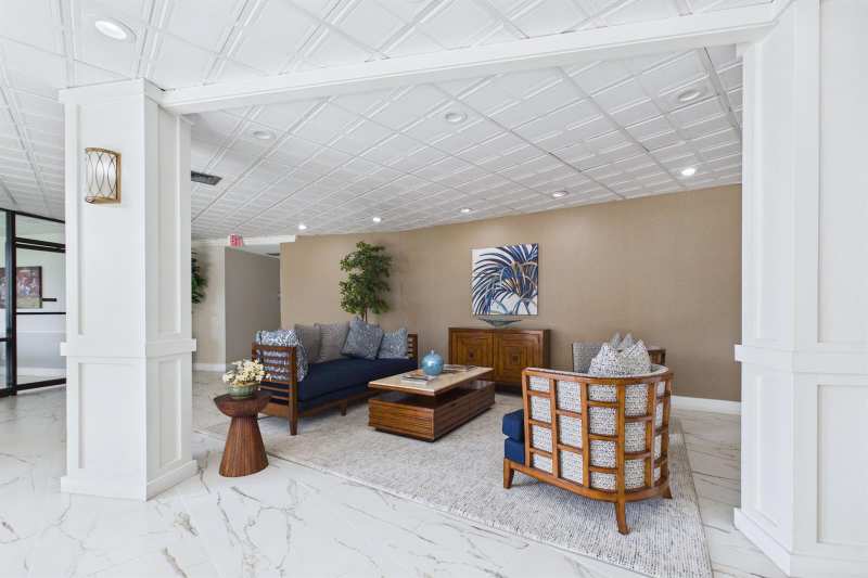 336 GOLFVIEW Road # 1017, North Palm Beach FL 33408