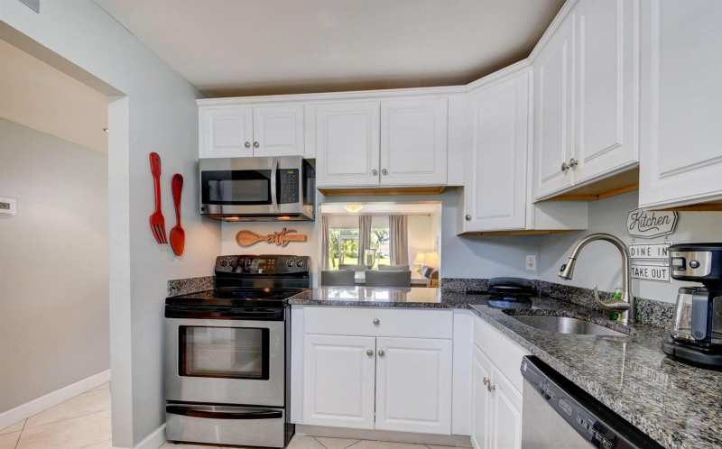2700 Fiore Way # 106, Delray Beach FL 33445