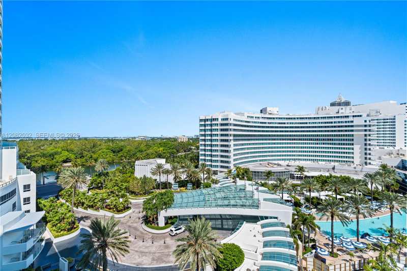 4391 Collins Ave # 905, Miami Beach FL 33140