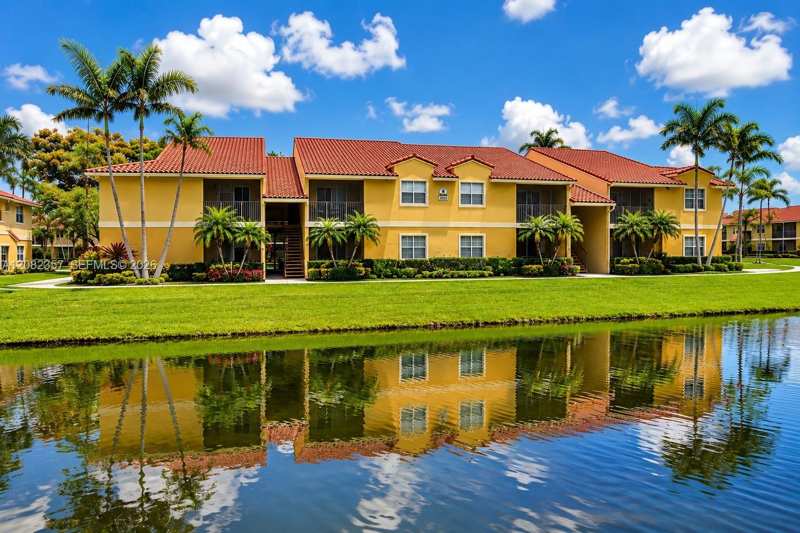 1229 SW 46th Ave # 415, Pompano Beach FL 33069