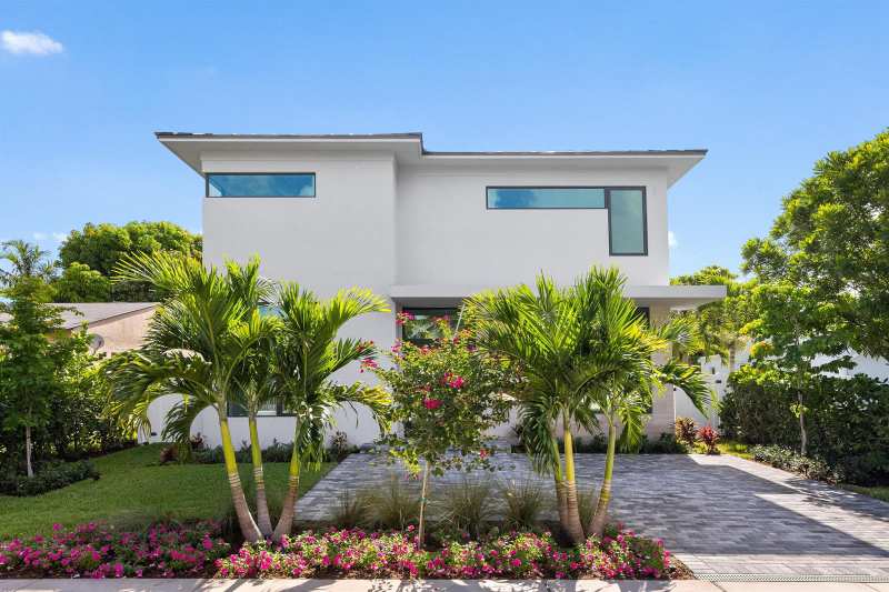 827 SE 2nd Avenue, Delray Beach FL 33483