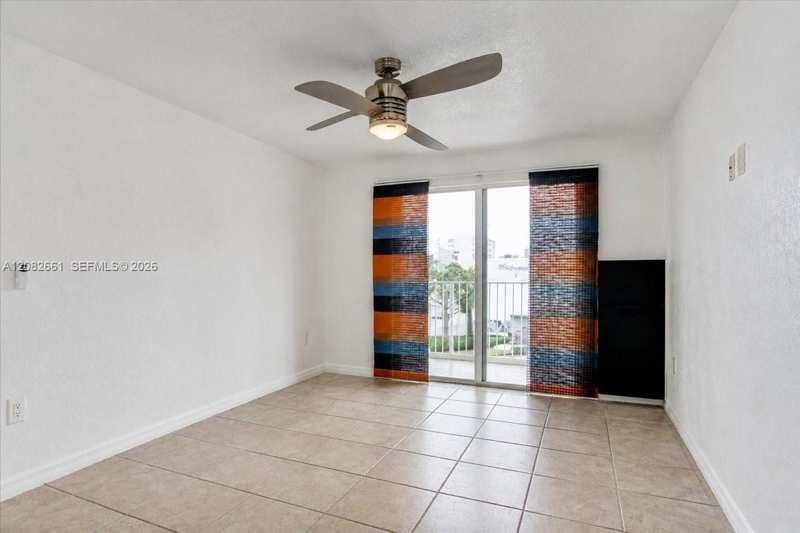 1975 Normandy Dr # 303, Miami Beach FL 33141