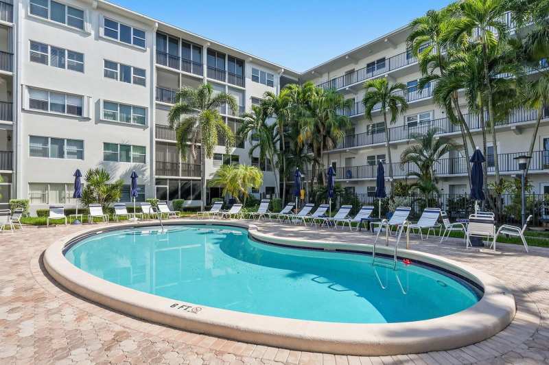 4117 Bougainvilla Drive # 507, Lauderdale By The Sea FL 33308