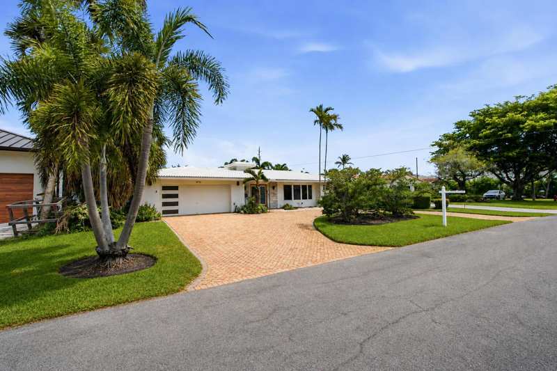 4710 NE 27TH Avenue, Fort Lauderdale FL 33308