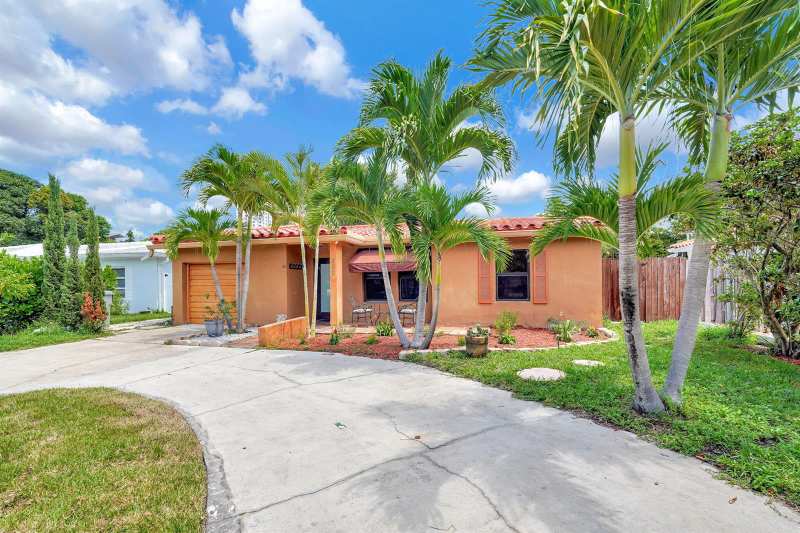 300 S Riverside Drive, Pompano Beach FL 33062