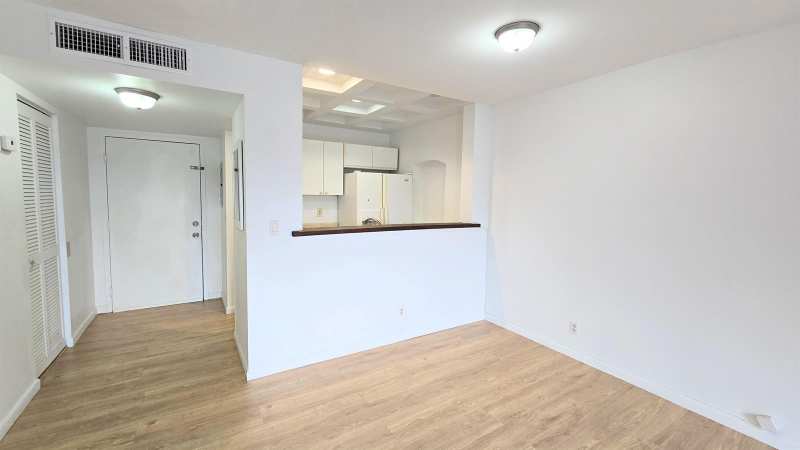 10001 W Atlantic Boulevard Unit 327, Coral Springs FL 33071