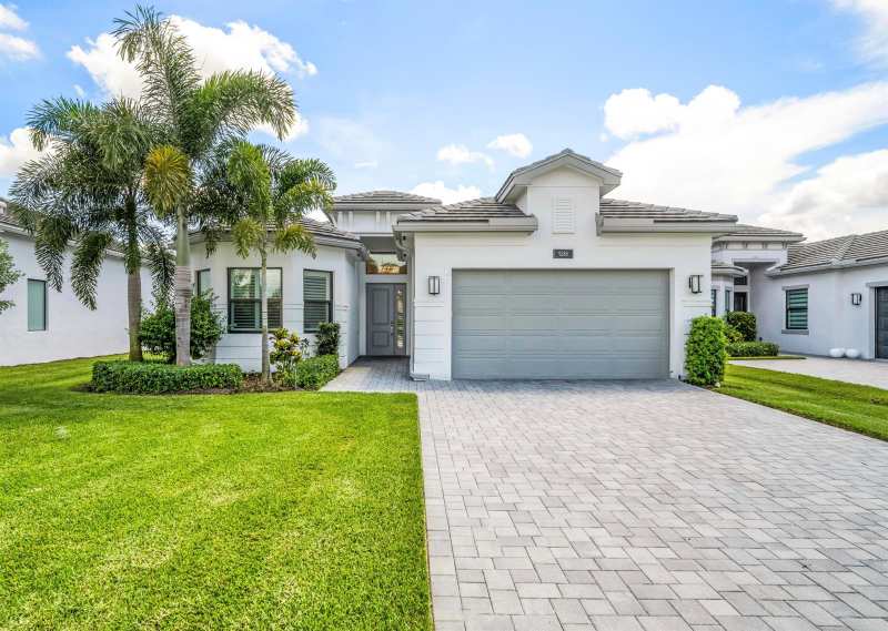 9285 MOUNTAIN PINE Grove, Boynton Beach FL 33473