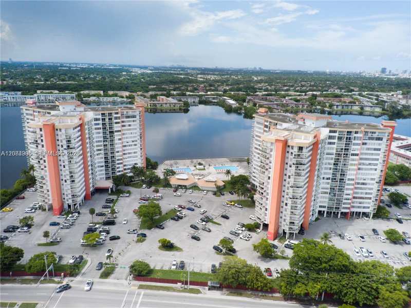 1301 NE Miami Gardens Dr # 515W, Miami FL 33179