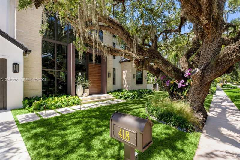 418 Castania Ave, Coral Gables FL 33146