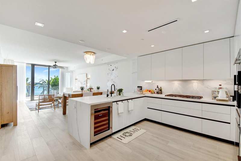 1116 N OCEAN Boulevard # 303, Pompano Beach FL 33062