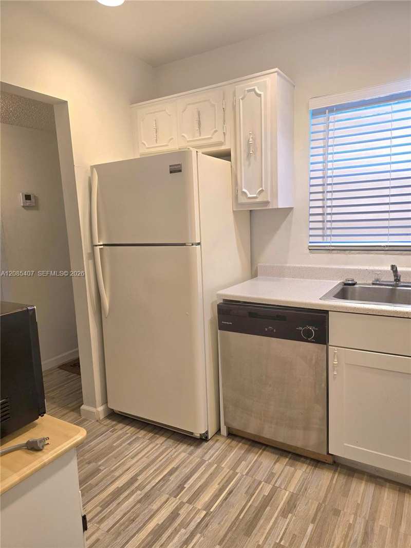 3000 E Sunrise Lakes Dr # 108, Sunrise FL 33322