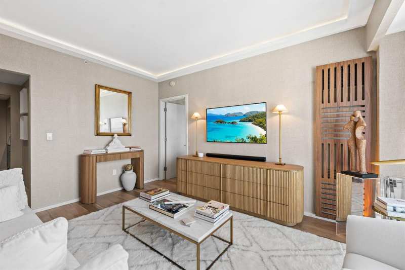 551 N FORT LAUDERDALE BEACH Boulevard # R1801, Fort Lauderdale FL 33304
