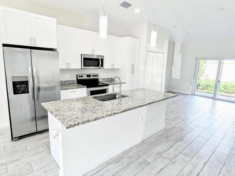 1562 W 26th Court, Riviera Beach FL 33404
