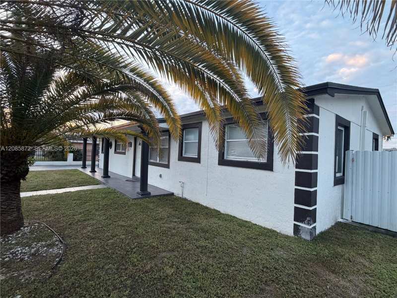 1311 NW 176th Ter, Miami Gardens FL 33169