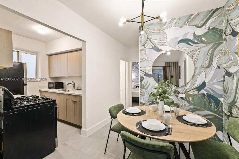 7340 Harding Ave # 5, Miami Beach FL 33141