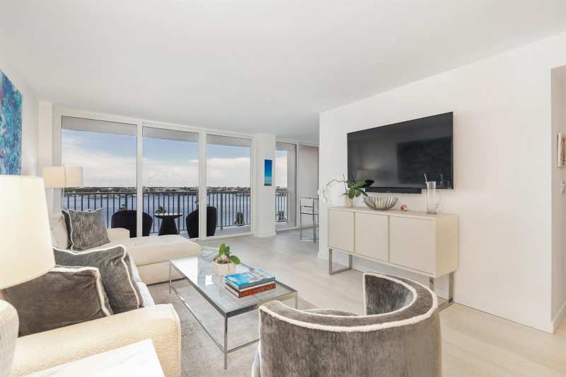1801 S FLAGLER Drive # 906, West Palm Beach FL 33401
