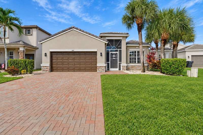 5691 Saddle Trail Lane, Lake Worth FL 33449