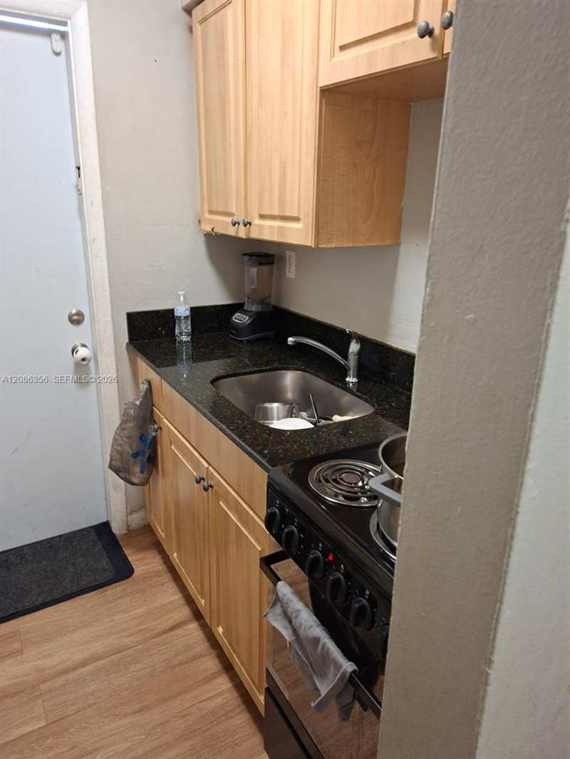 13025 Emerald Dr # 252, North Miami FL 33181