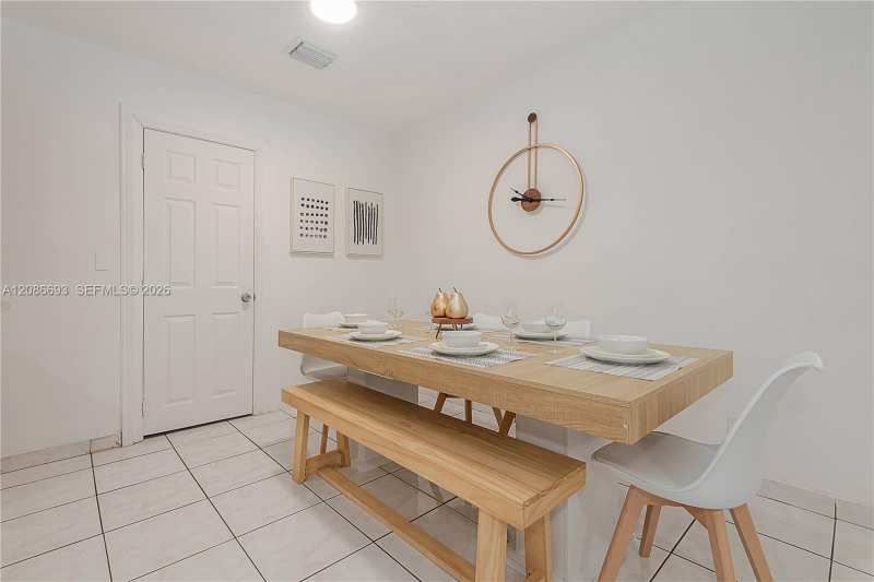 815 NE 6th St # 0, Hallandale Beach FL 33009