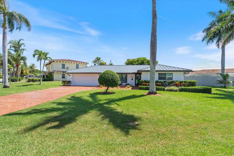 4410 NE 24TH Avenue, Lighthouse Point FL 33064