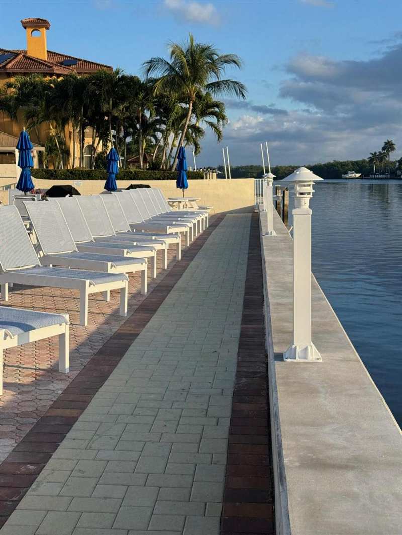600 SNUG HARBOR Drive # A10, Boynton Beach FL 33435