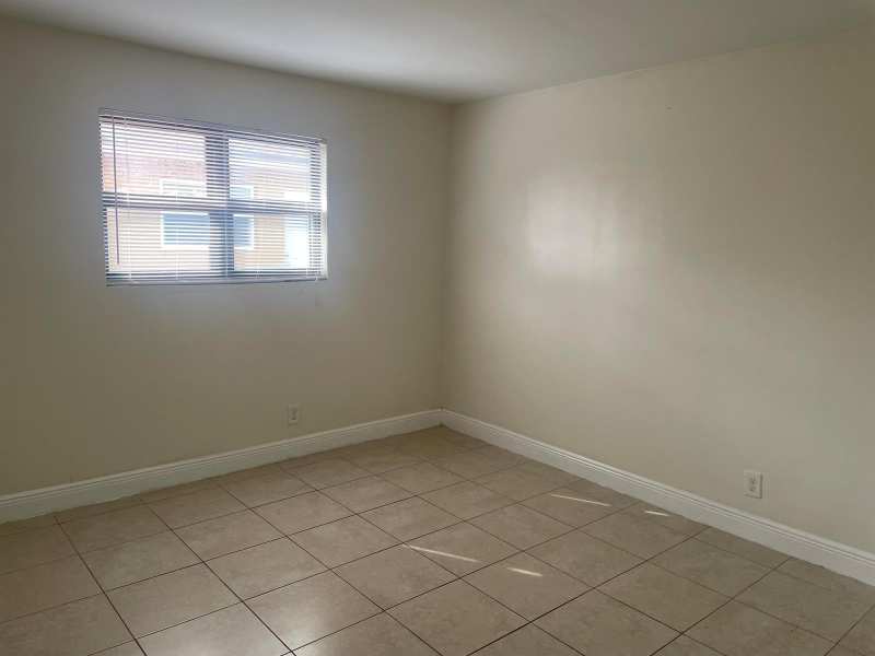 2830 Avenue S # D1, Riviera Beach FL 33404