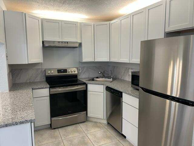 4829 Sable Pine Circle # D1, West Palm Beach FL 33417