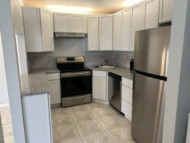 4829 Sable Pine Circle # D1, West Palm Beach FL 33417