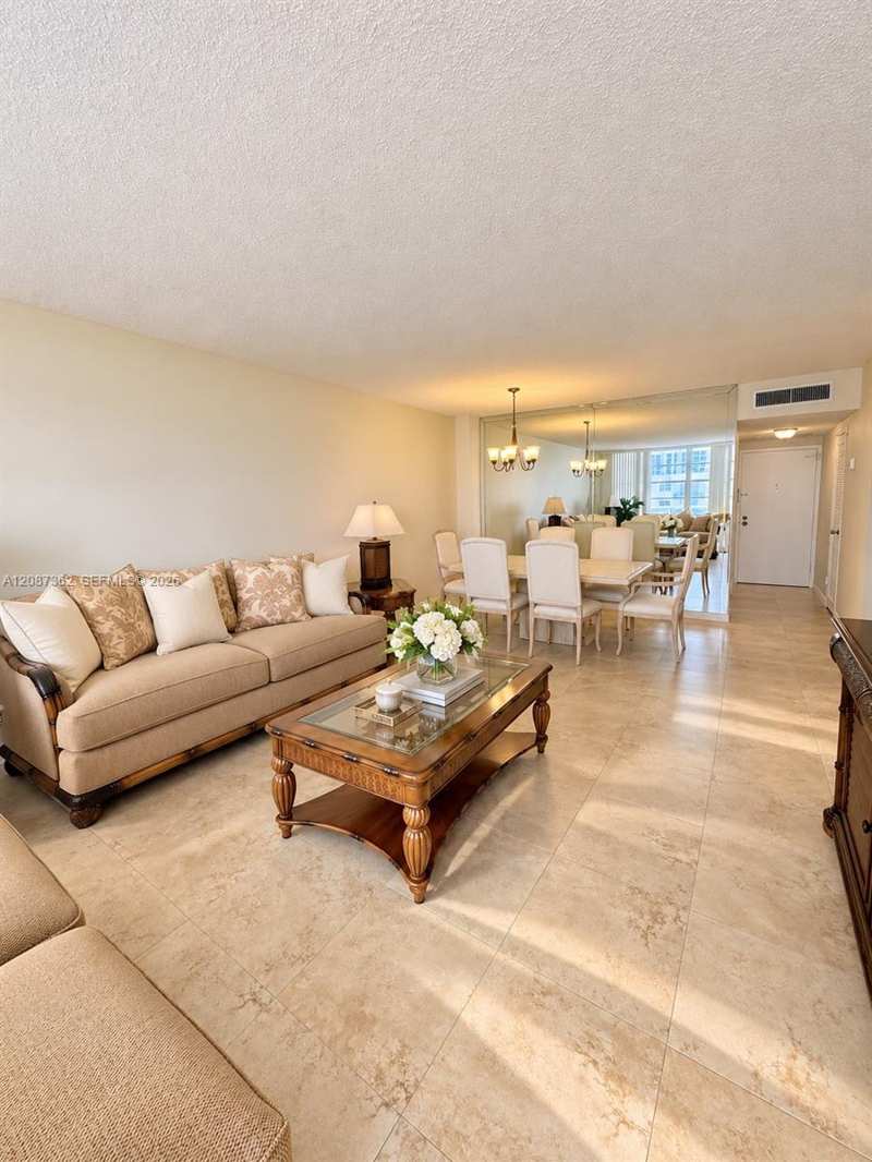 3725 S Ocean Dr # 1606, Hollywood FL 33019