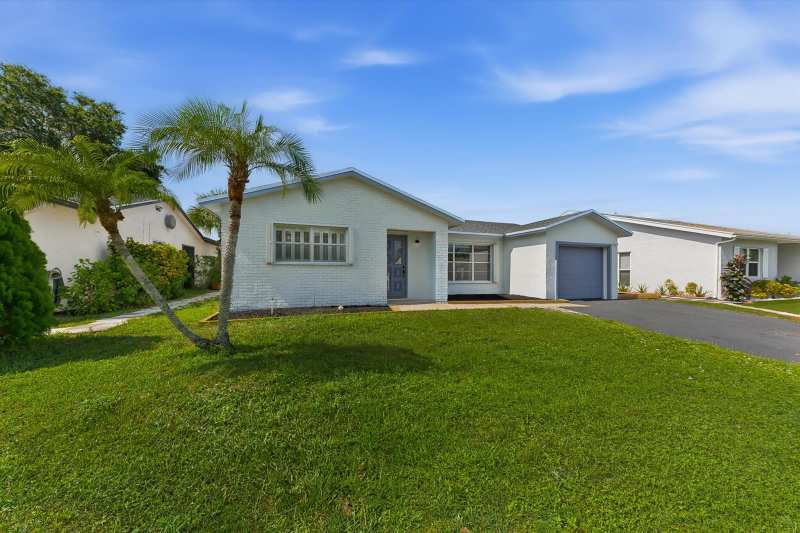 7198 PINE FOREST Circle E, Lake Worth FL 33467