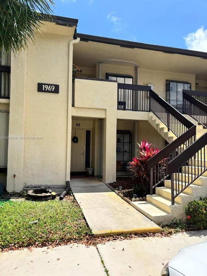 1969 SW 15th St # 93, Deerfield Beach FL 33442