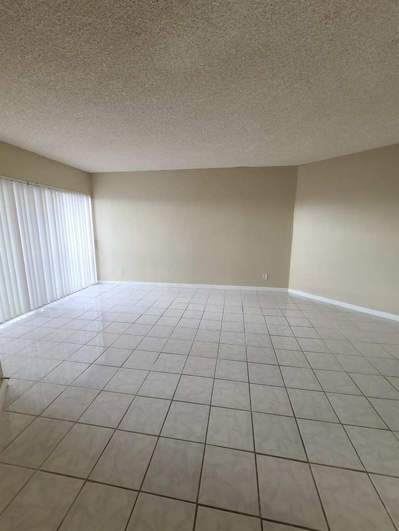 1880 N CONGRESS Avenue # 409, West Palm Beach FL 33401
