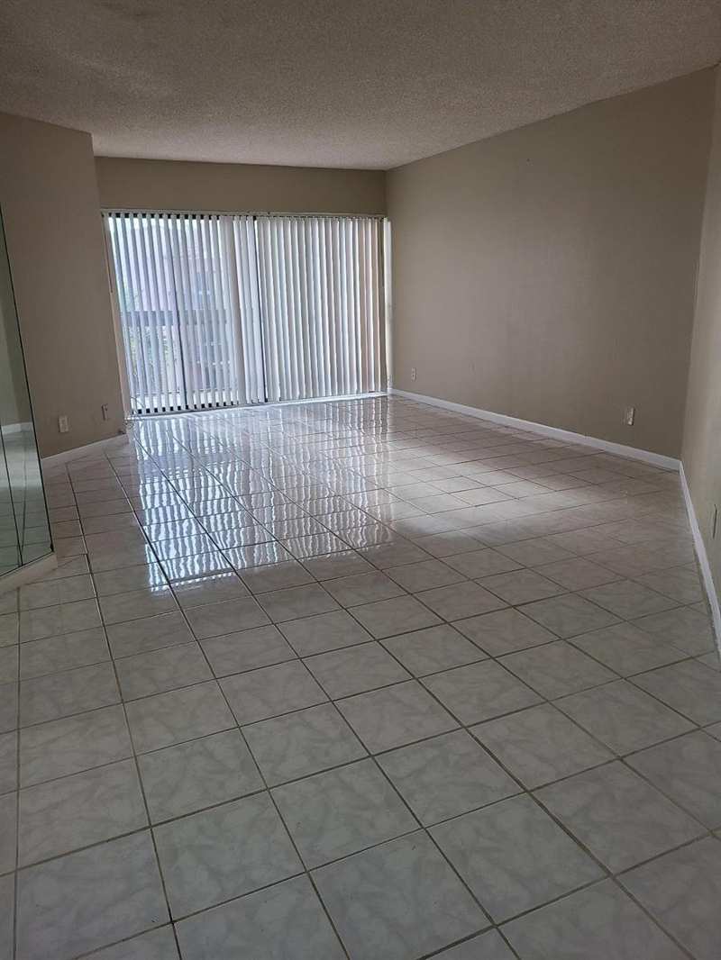 1880 N CONGRESS Avenue # 409, West Palm Beach FL 33401