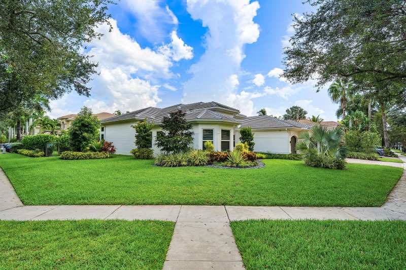 9655 SAVONA WINDS Drive, Delray Beach FL 33446