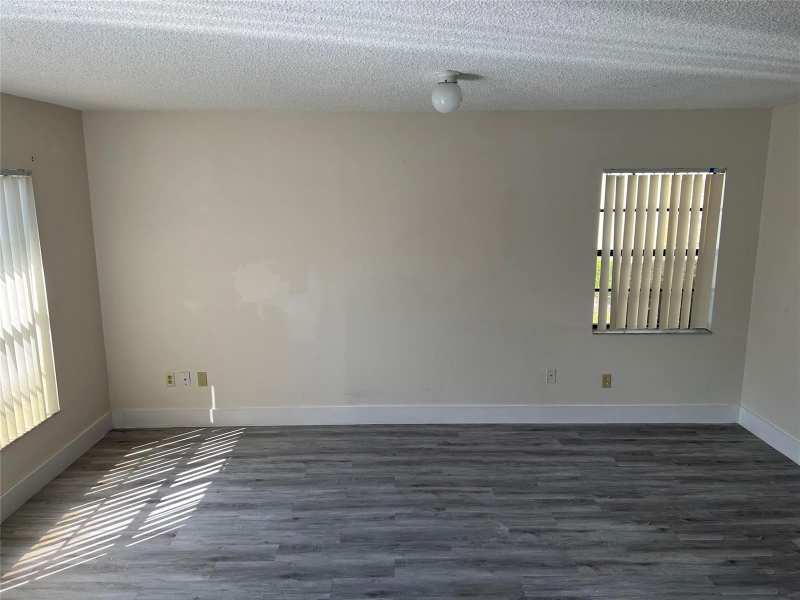 2941 NW 92nd Avenue, Coral Springs FL 33065