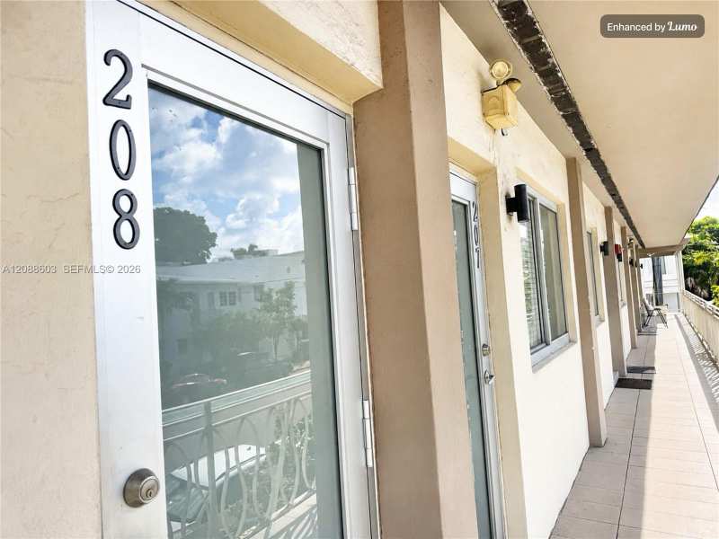 1601 Meridian Ave # 208, Miami Beach FL 33139