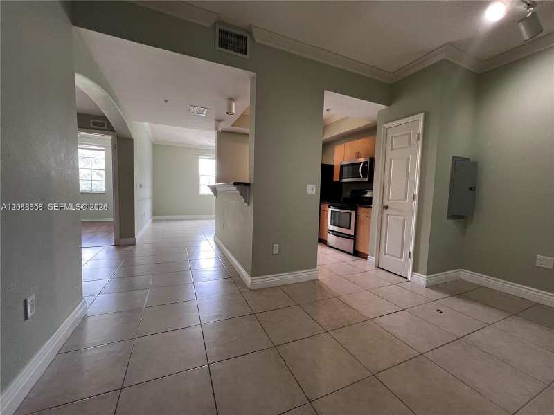 533 NE 3rd Ave # 218, Fort Lauderdale FL 33301